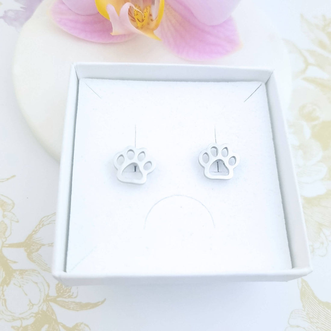 paw print stud earrings