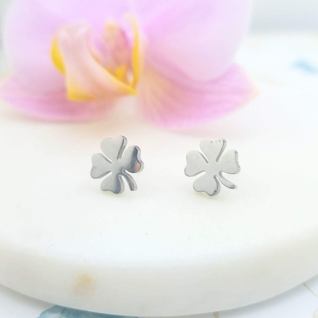 stud earrings four clover