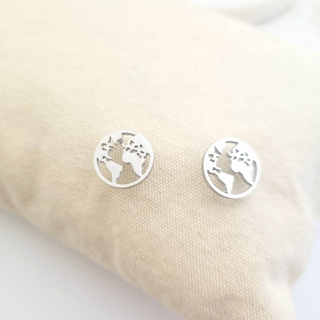 world map stud earrings silver
