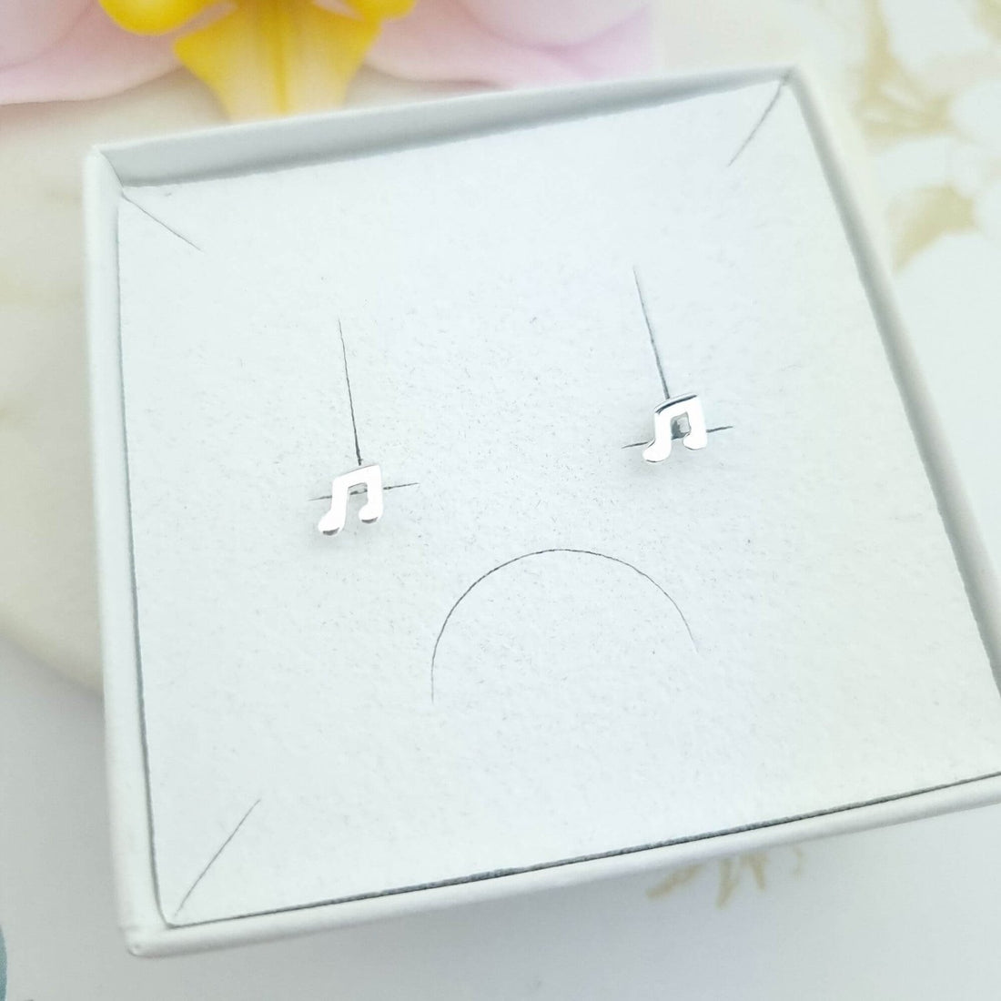 sterling silver music note stud earrings