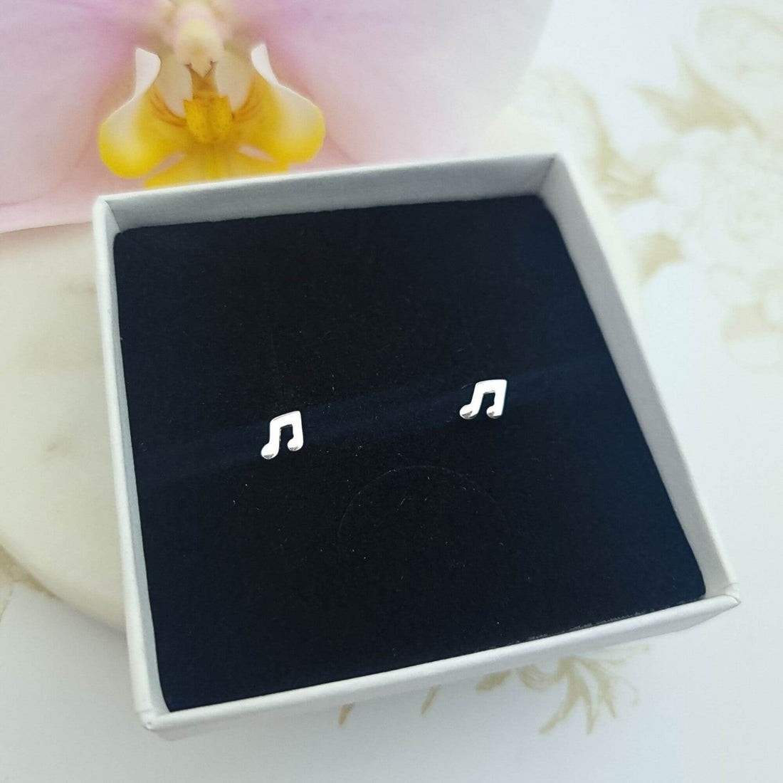 sterling silver music note stud earrings