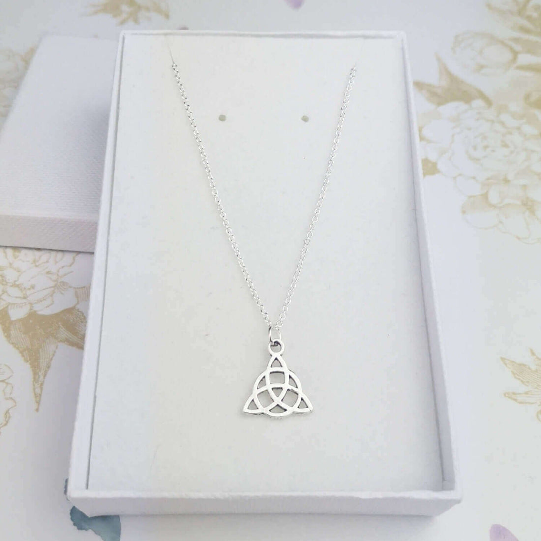 Celtic triquetra necklace