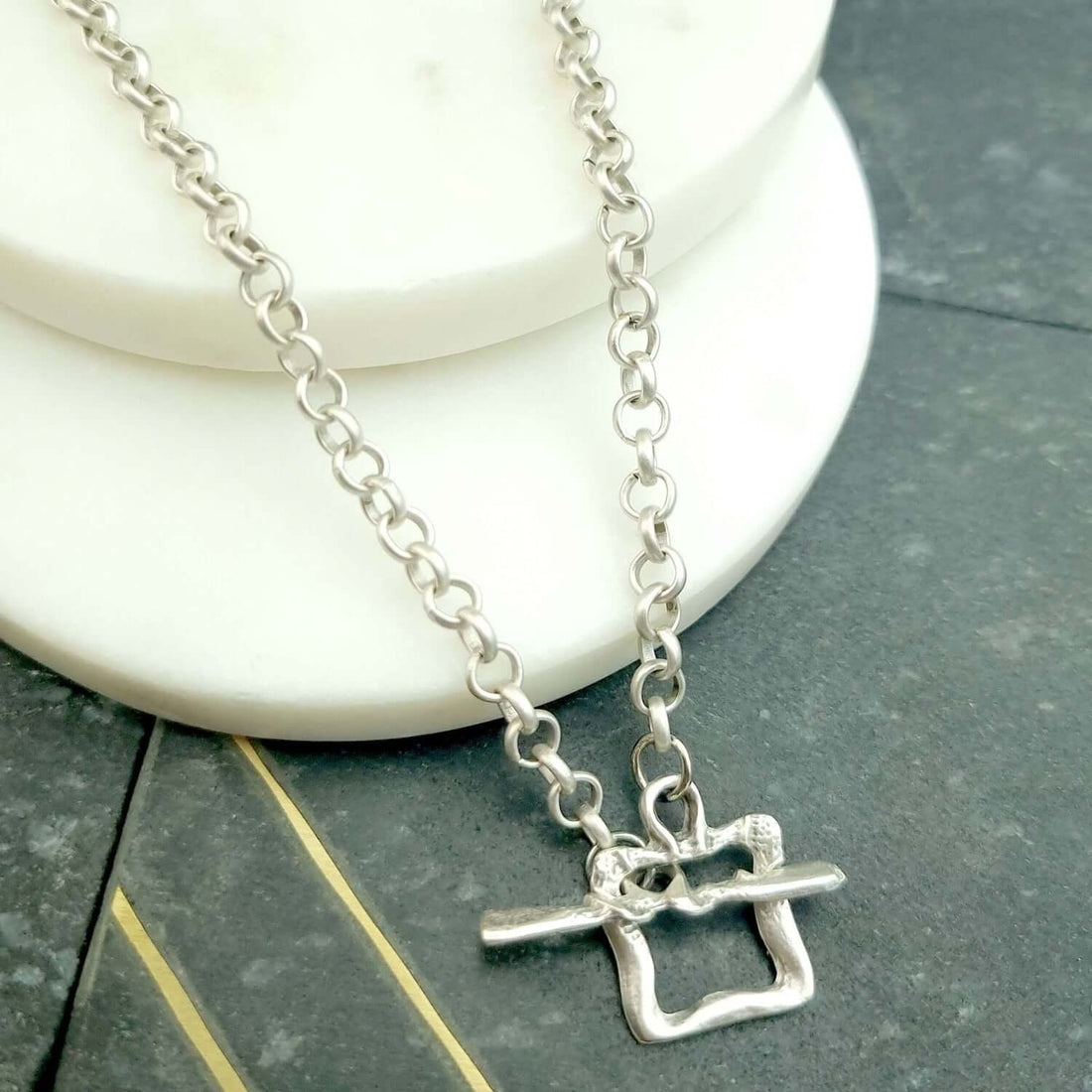 Chunky toggle necklace silver