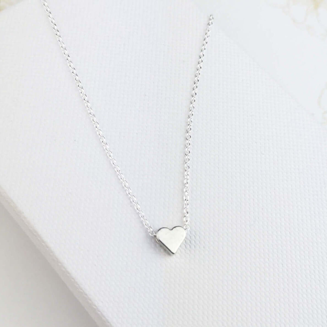 Sterling silver dainty heart necklace