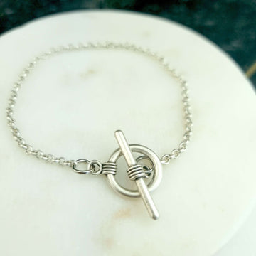 Toggle Clasp Silver Necklace 