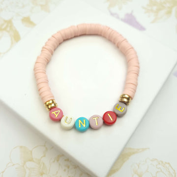 personalised beaded bracelet with the word auntie on it