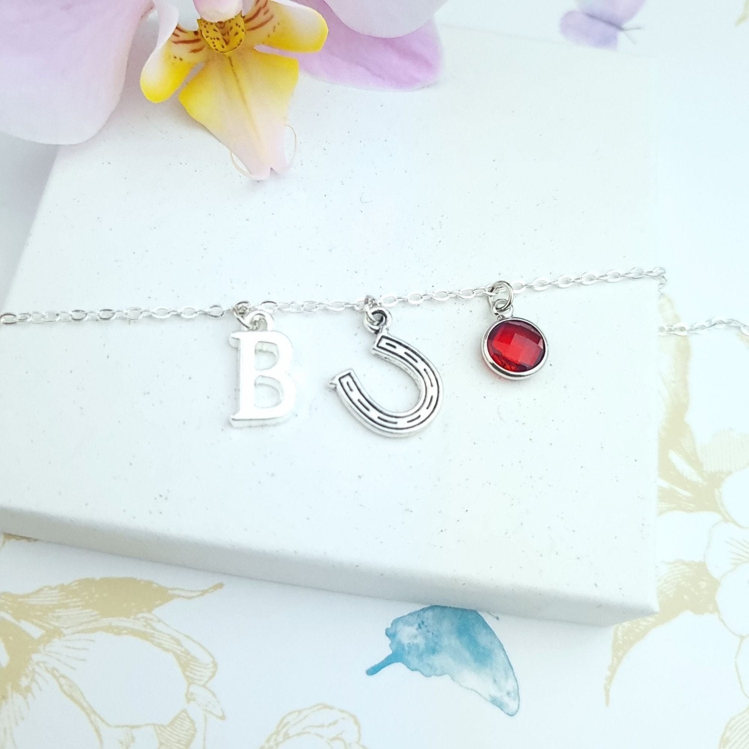 horse shoe personalised bracelet