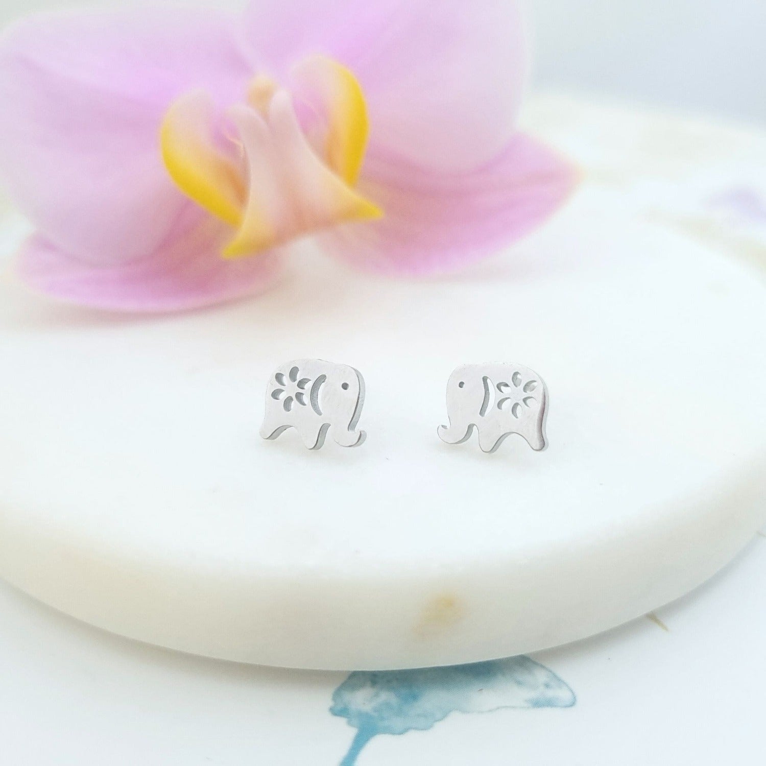 cute elephant earrings silver studs