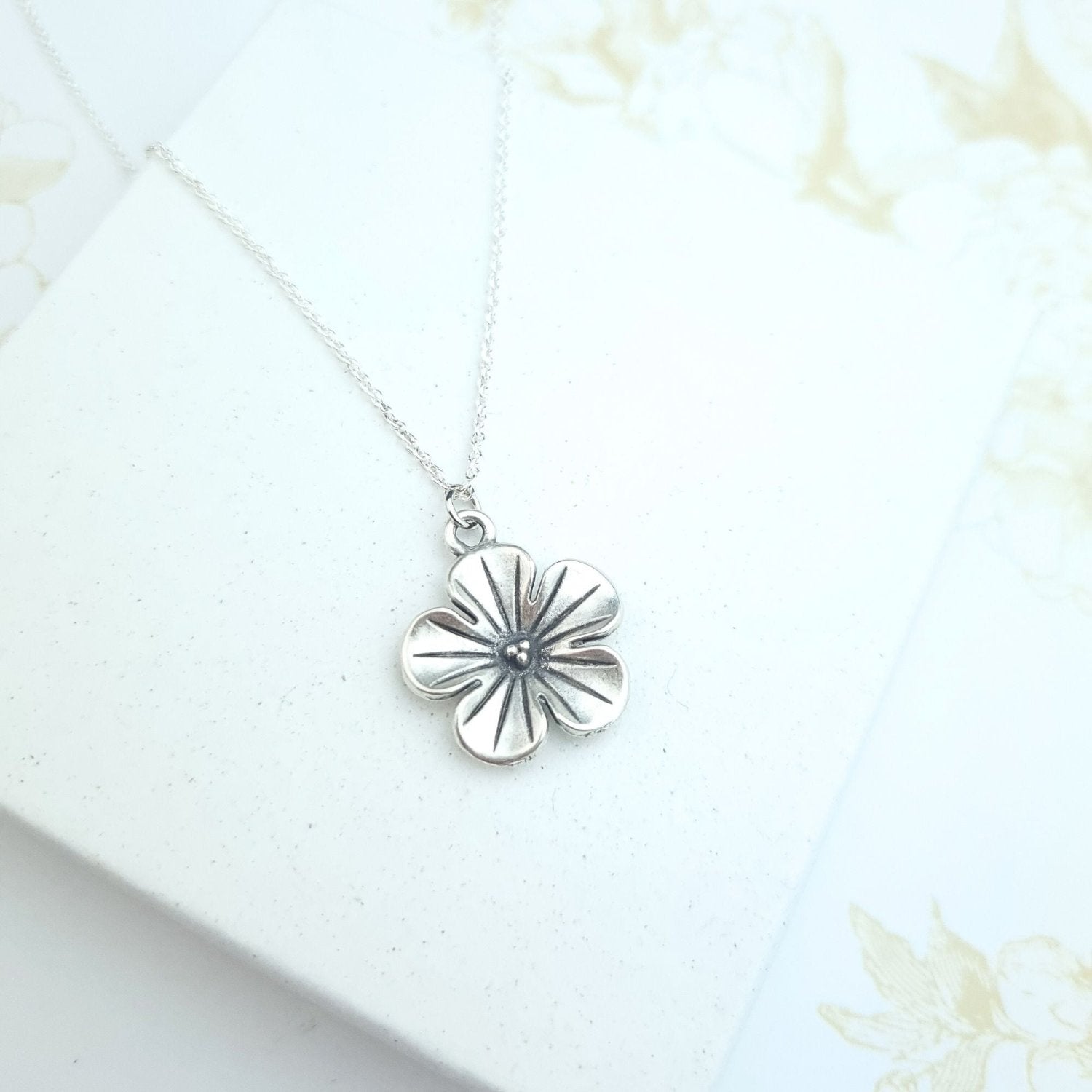 flower daisy sterling silver necklace