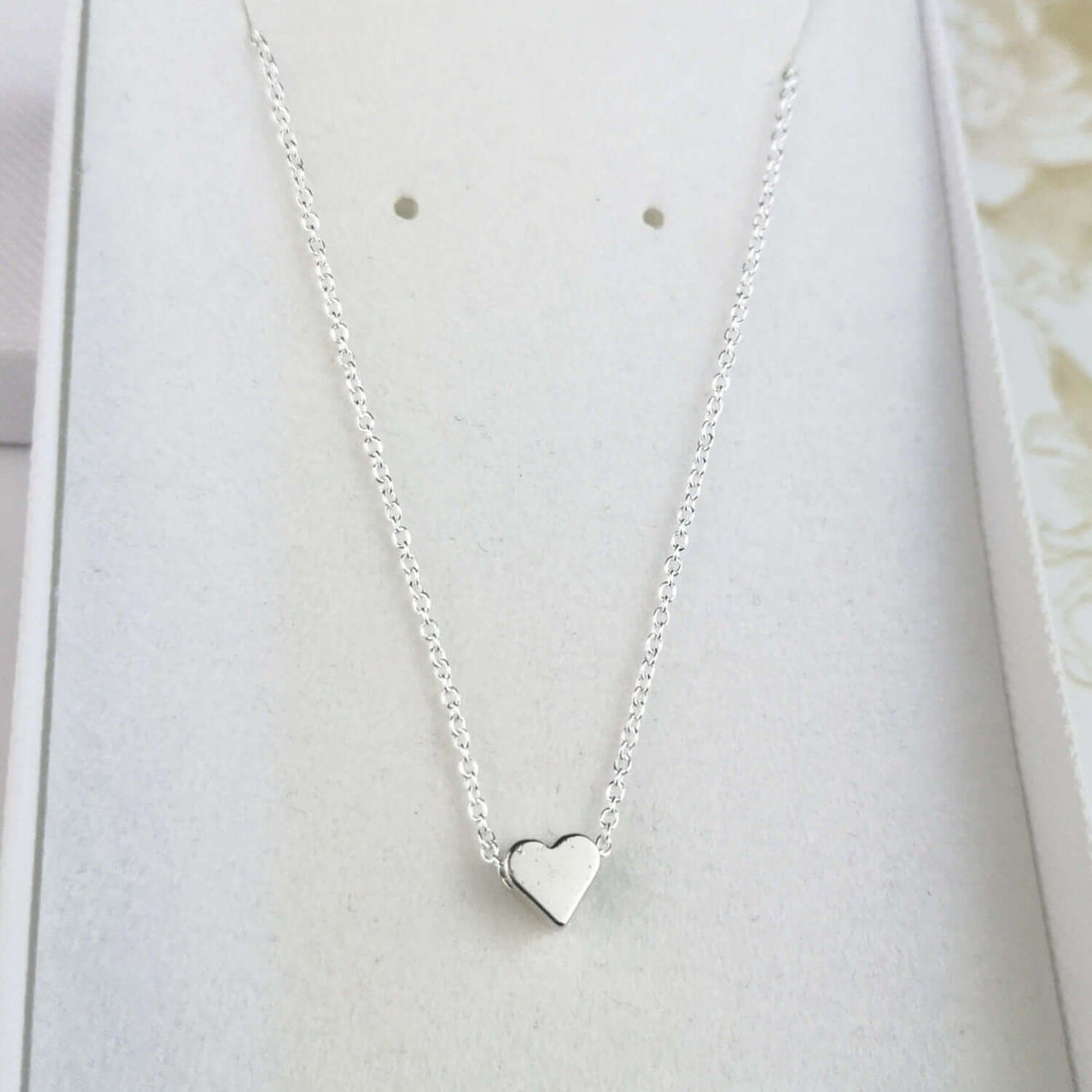 Sterling silver dainty heart necklace