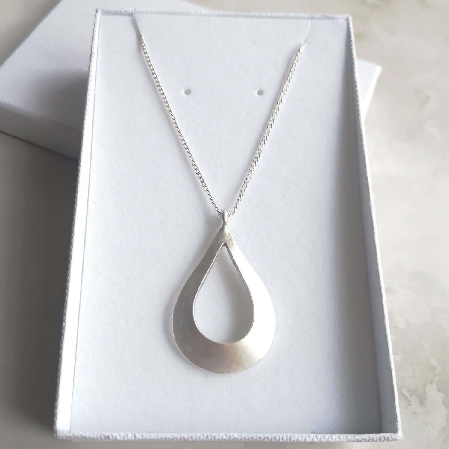 Teardrop pendant silver necklace